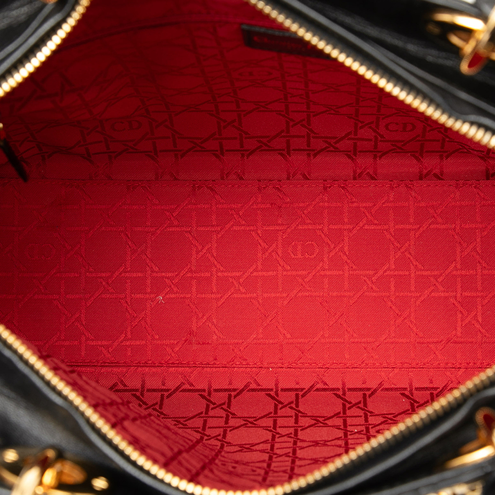 Pre-Loved Dior Large Lambskin Cannage Lady Dior - Picture 4 of 7